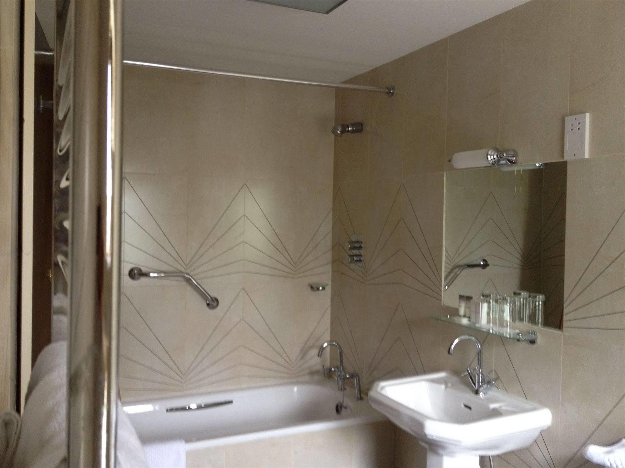 Hotel Riverbank House Ferrybank